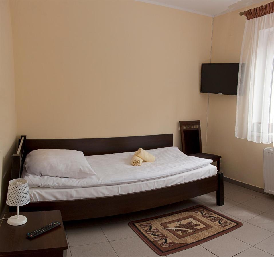Da Massimiliano Aparthotel Вроцлав Екстериор снимка